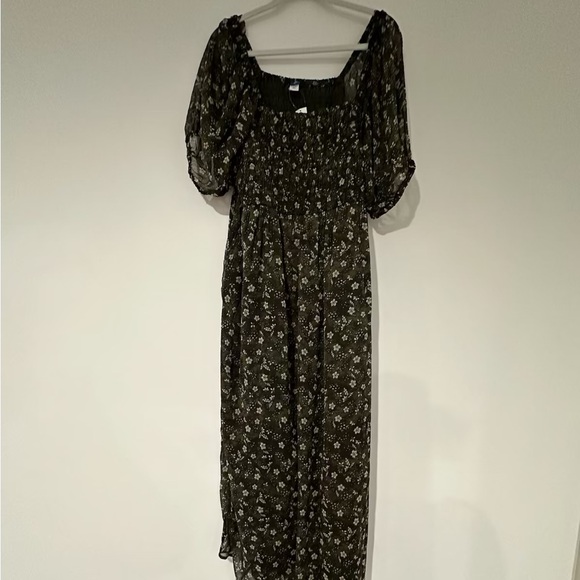 Old Navy Dresses & Skirts - Maternity Dress